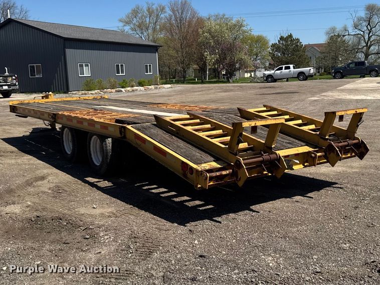image for item EF2465 1995 Dynaweld equipment trailer
