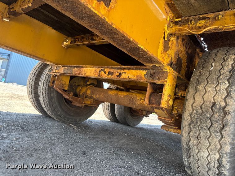 image for item EF2465 1995 Dynaweld equipment trailer
