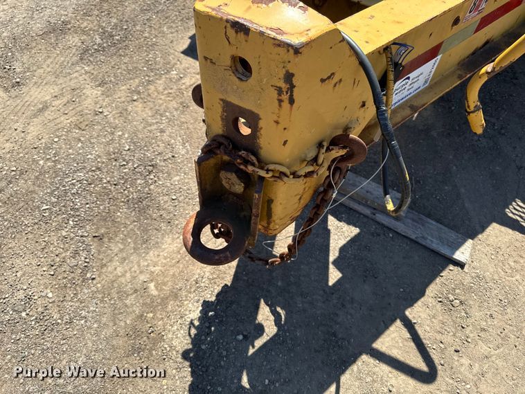 image for item EF2465 1995 Dynaweld equipment trailer