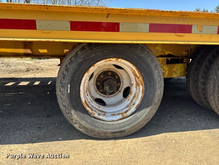 image for item EF2465 1995 Dynaweld equipment trailer