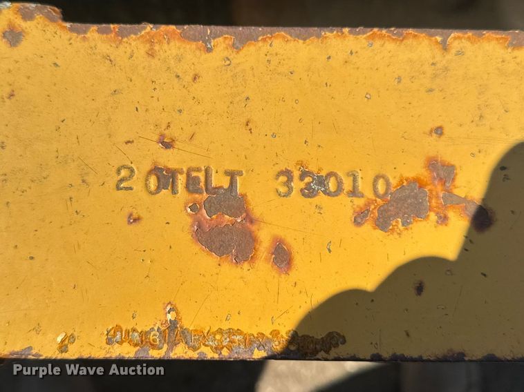 image for item EF2465 1995 Dynaweld equipment trailer