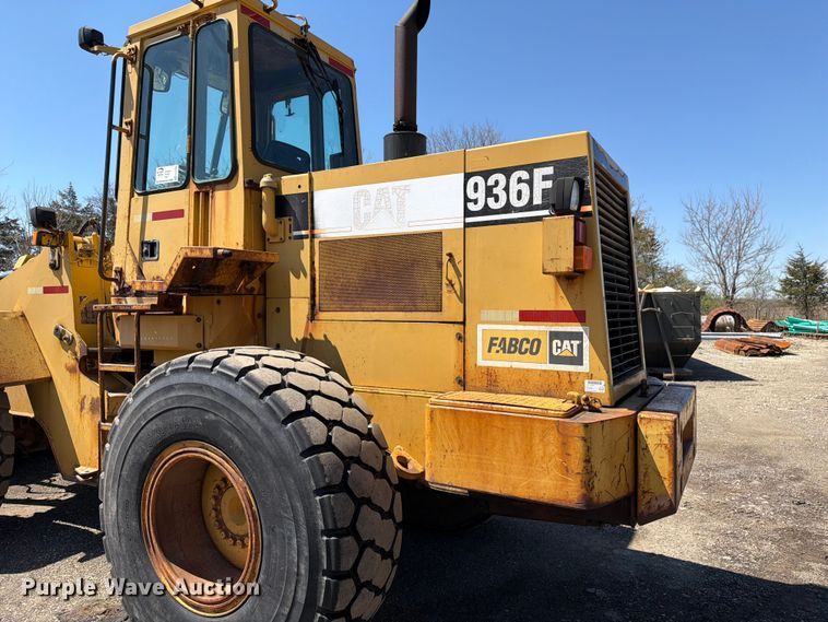 image for item EF2466 1993 Caterpillar 936F wheel loader