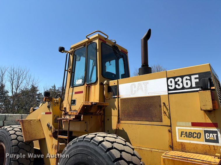 image for item EF2466 1993 Caterpillar 936F wheel loader