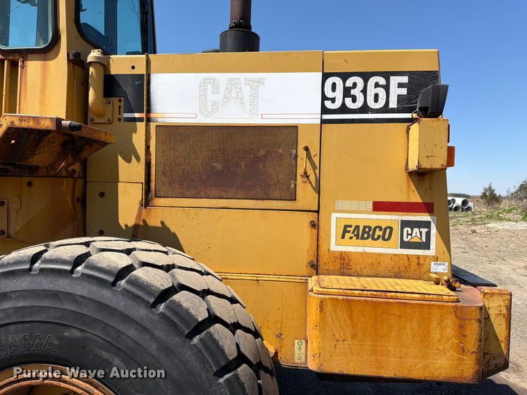 image for item EF2466 1993 Caterpillar 936F wheel loader