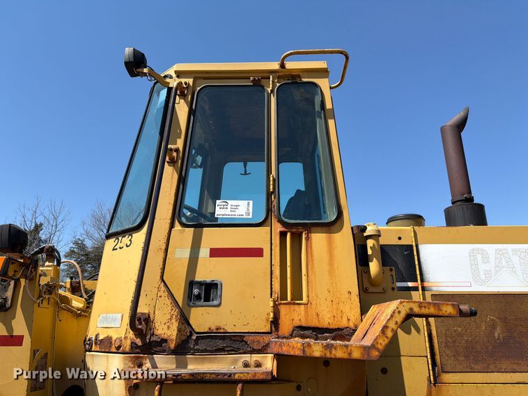 image for item EF2466 1993 Caterpillar 936F wheel loader