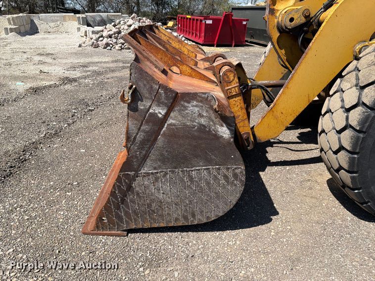 image for item EF2466 1993 Caterpillar 936F wheel loader
