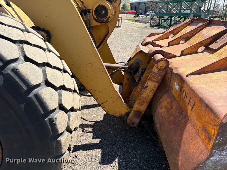 image for item EF2466 1993 Caterpillar 936F wheel loader