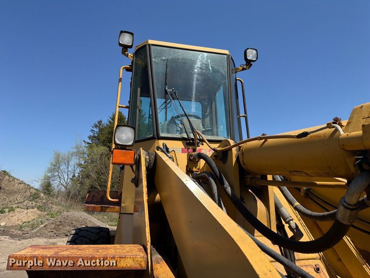 image for item EF2466 1993 Caterpillar 936F wheel loader