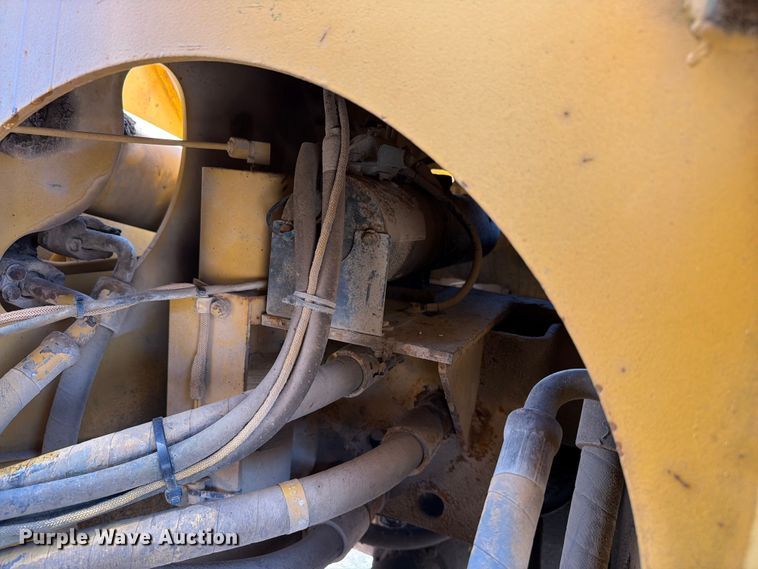 image for item EF2466 1993 Caterpillar 936F wheel loader