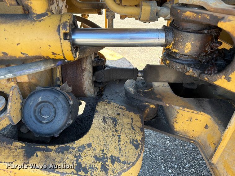 image for item EF2466 1993 Caterpillar 936F wheel loader