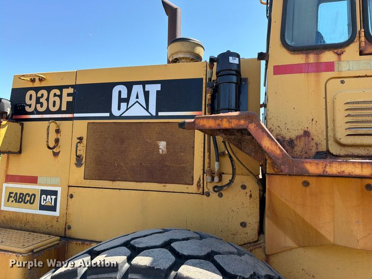image for item EF2466 1993 Caterpillar 936F wheel loader