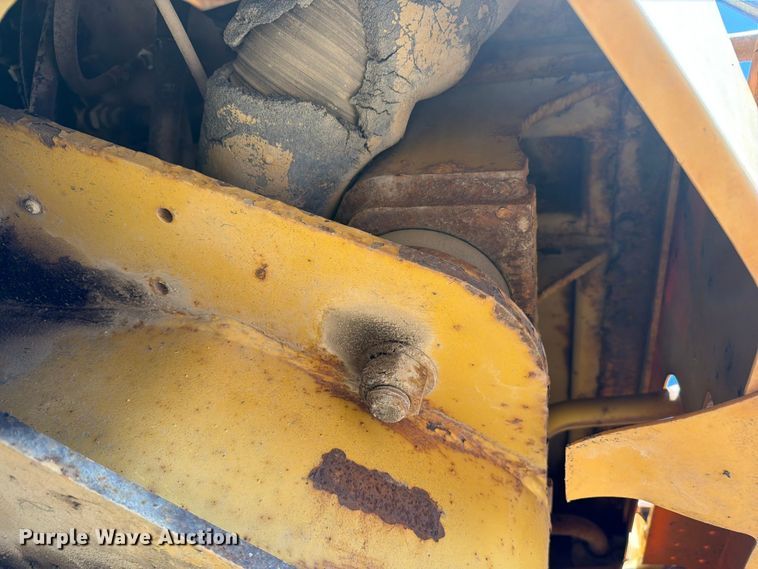 image for item EF2466 1993 Caterpillar 936F wheel loader