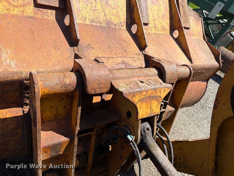 image for item EF2466 1993 Caterpillar 936F wheel loader