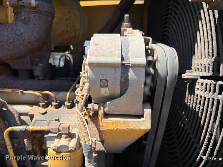 image for item EF2466 1993 Caterpillar 936F wheel loader