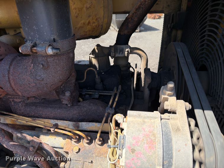 image for item EF2466 1993 Caterpillar 936F wheel loader