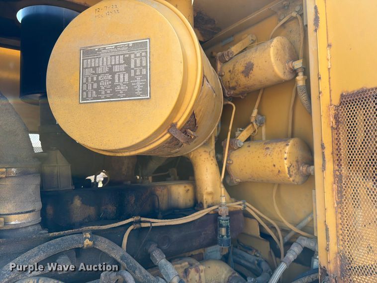 image for item EF2466 1993 Caterpillar 936F wheel loader