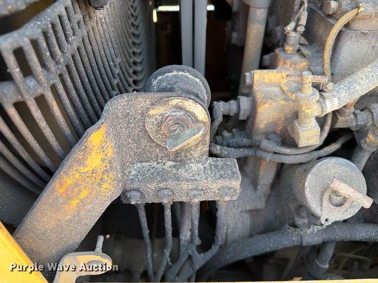 image for item EF2466 1993 Caterpillar 936F wheel loader