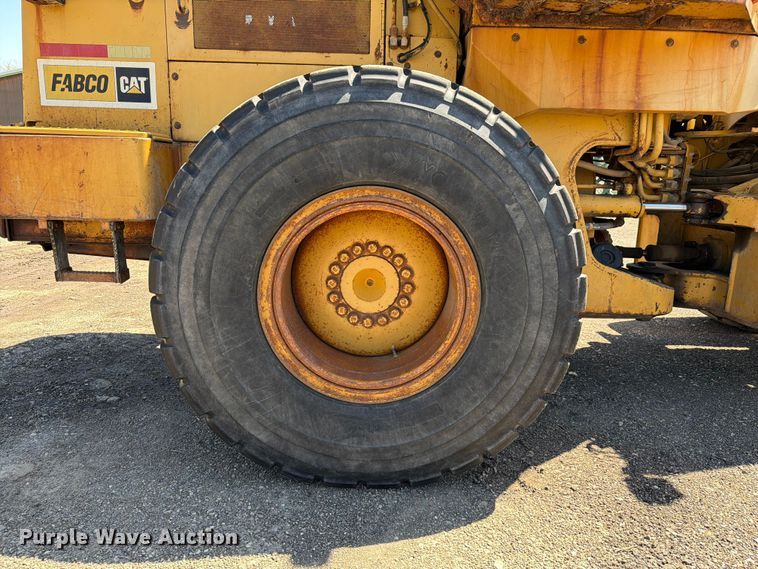 image for item EF2466 1993 Caterpillar 936F wheel loader