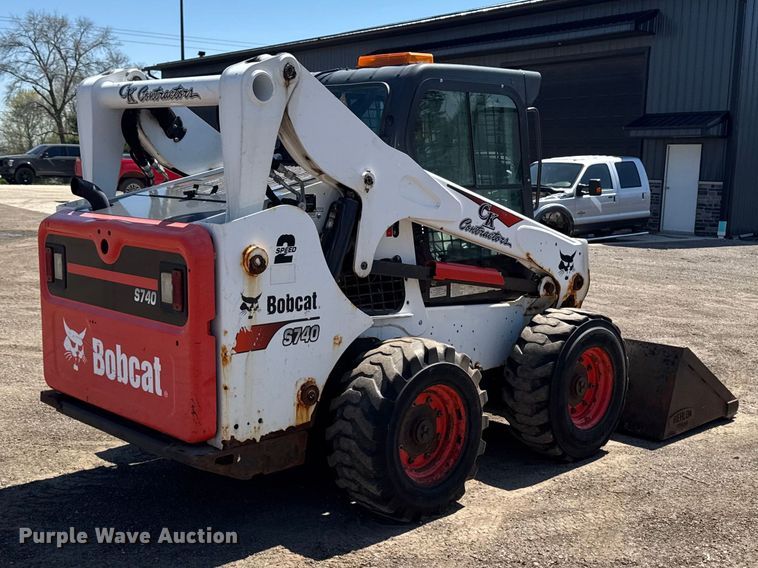 image for item EF2467 2018 Bobcat S740 skid steer loader