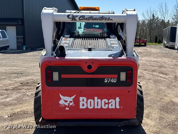 image for item EF2467 2018 Bobcat S740 skid steer loader
