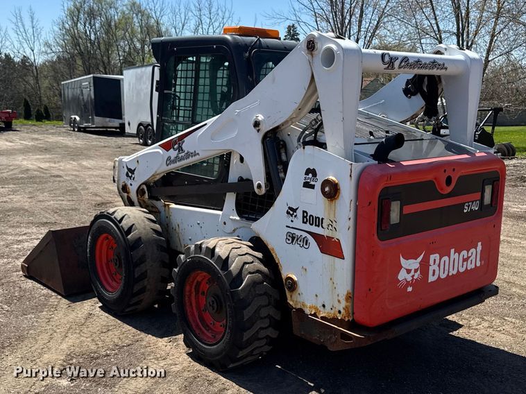image for item EF2467 2018 Bobcat S740 skid steer loader