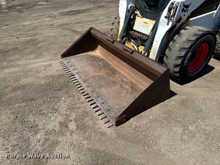 image for item EF2467 2018 Bobcat S740 skid steer loader