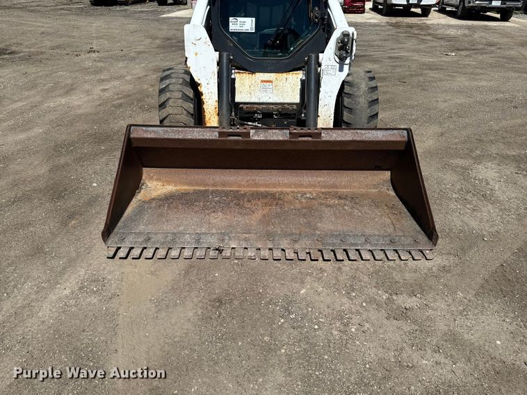 image for item EF2467 2018 Bobcat S740 skid steer loader