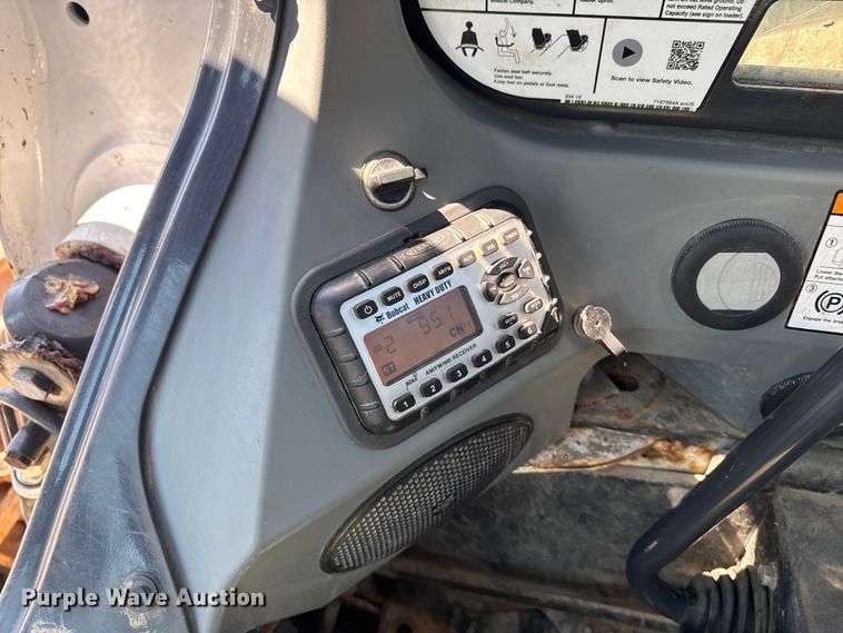 image for item EF2467 2018 Bobcat S740 skid steer loader