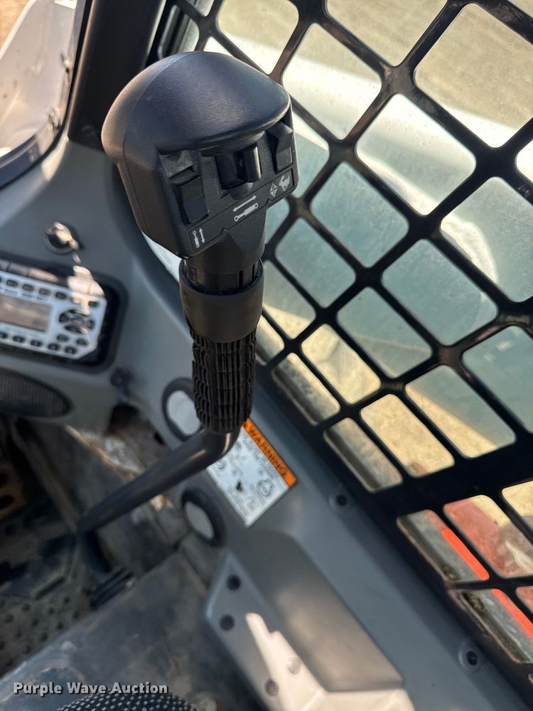 image for item EF2467 2018 Bobcat S740 skid steer loader