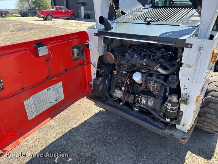 image for item EF2467 2018 Bobcat S740 skid steer loader