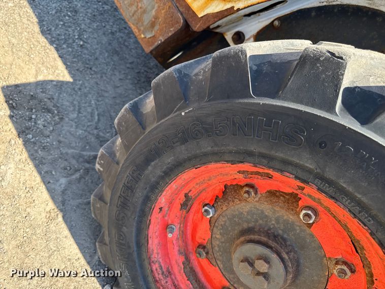 image for item EF2467 2018 Bobcat S740 skid steer loader