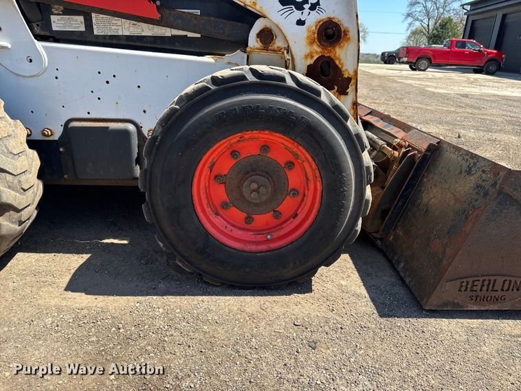 image for item EF2467 2018 Bobcat S740 skid steer loader