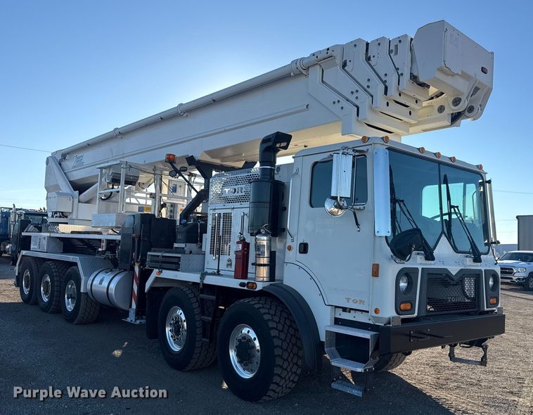 image for item EG1923 2015 Tor Truck, R.P.M. Tech Inc. BC-10610-TS bucket truck