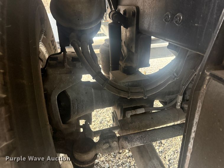 image for item EG1923 2015 Tor Truck, R.P.M. Tech Inc. BC-10610-TS bucket truck