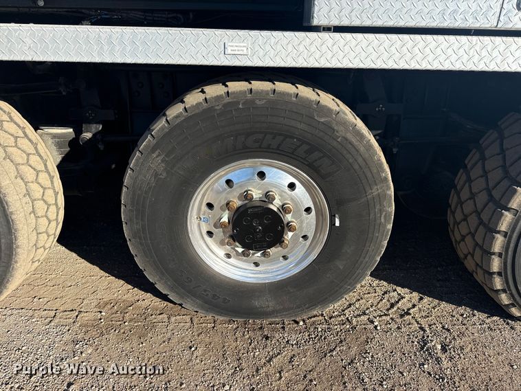 image for item EG1923 2015 Tor Truck, R.P.M. Tech Inc. BC-10610-TS bucket truck