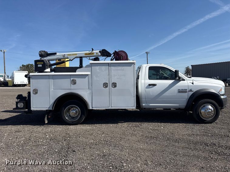 image for item EG8894 2018 Ram  5500 HD utility / service truck