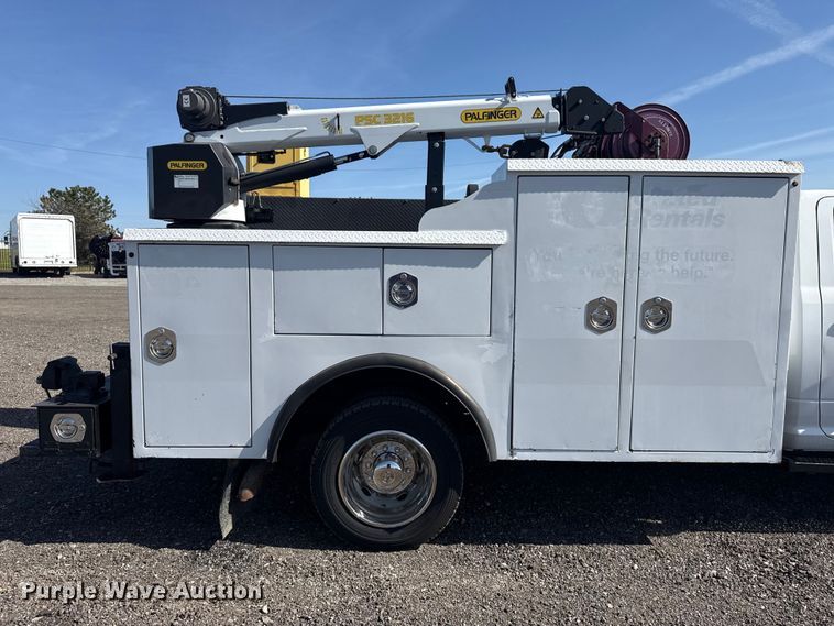 image for item EG8894 2018 Ram  5500 HD utility / service truck