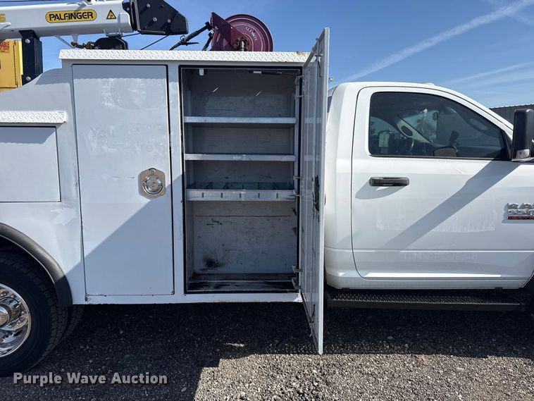 image for item EG8894 2018 Ram  5500 HD utility / service truck