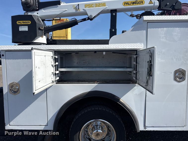 image for item EG8894 2018 Ram  5500 HD utility / service truck