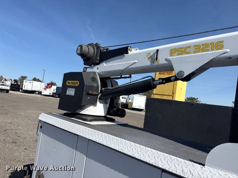 image for item EG8894 2018 Ram  5500 HD utility / service truck