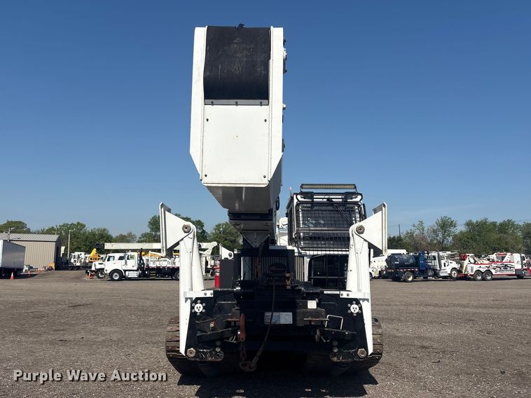 image for item EG8953 Prinoth GT 3000 track carrier with bucket lift