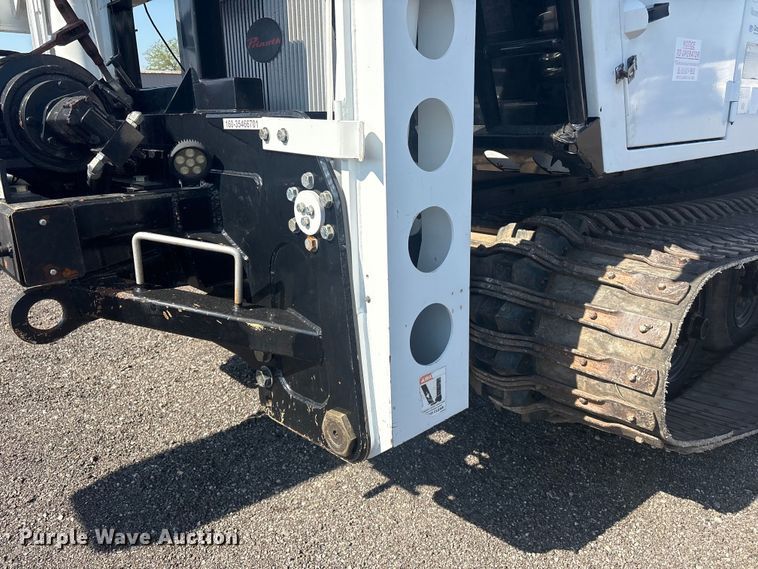 image for item EG8953 Prinoth GT 3000 track carrier with bucket lift