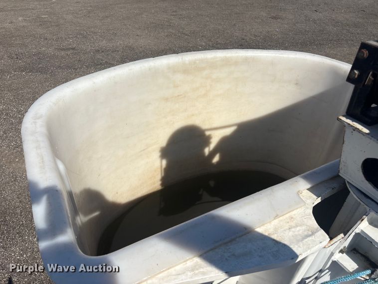 image for item EG8953 Prinoth GT 3000 track carrier with bucket lift