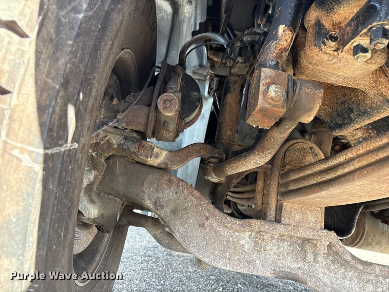 image for item EG8961 2012 Mack GU713 vacuum truck