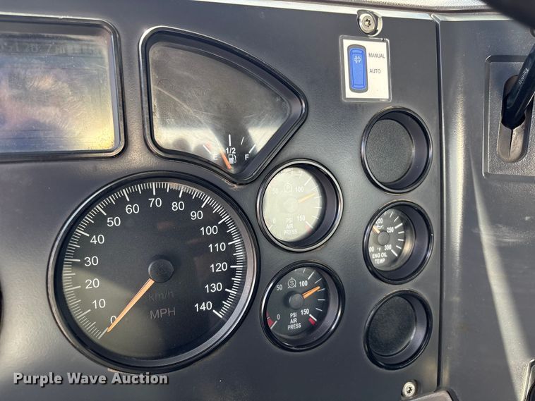 image for item EG8961 2012 Mack GU713 vacuum truck