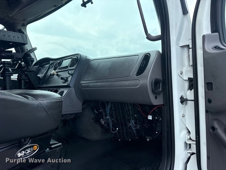image for item EG8999 2013 Freightliner 108SD Crew Cab crane truck