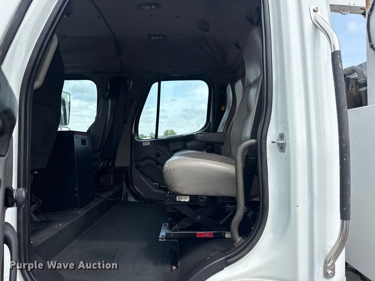 image for item EG8999 2013 Freightliner 108SD Crew Cab crane truck