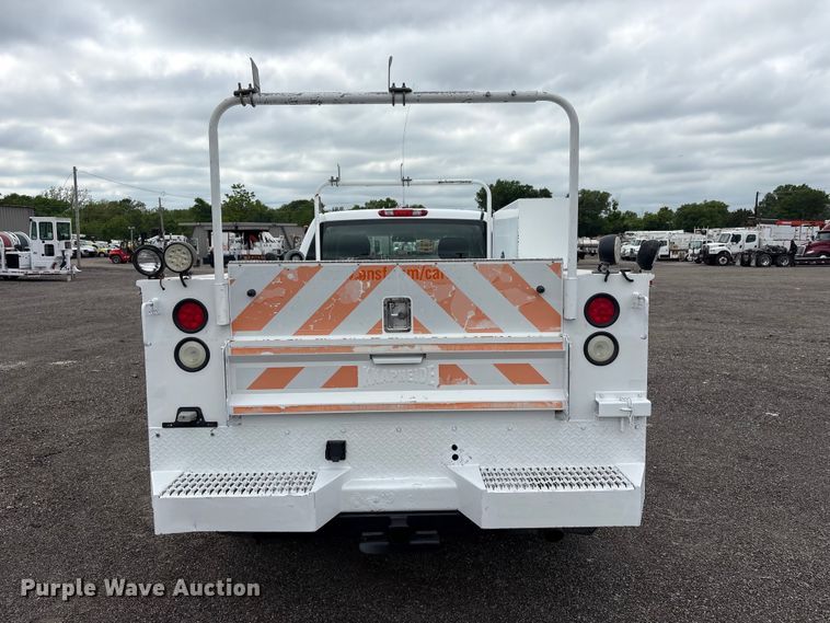 image for item EG9011 2011 Chevrolet 2500HD Ext. Cab utility bed pickup truck