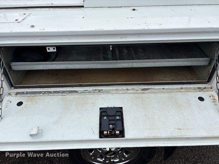 image for item EG9011 2011 Chevrolet 2500HD Ext. Cab utility bed pickup truck