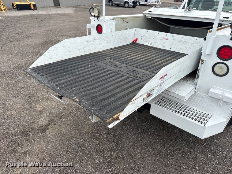 image for item EG9011 2011 Chevrolet 2500HD Ext. Cab utility bed pickup truck